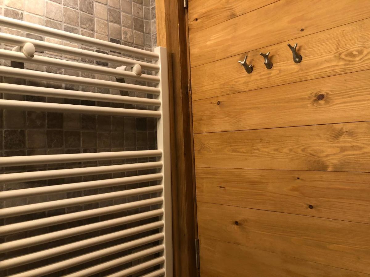 Casa Rural Pirineu Neva ภายนอก รูปภาพ
