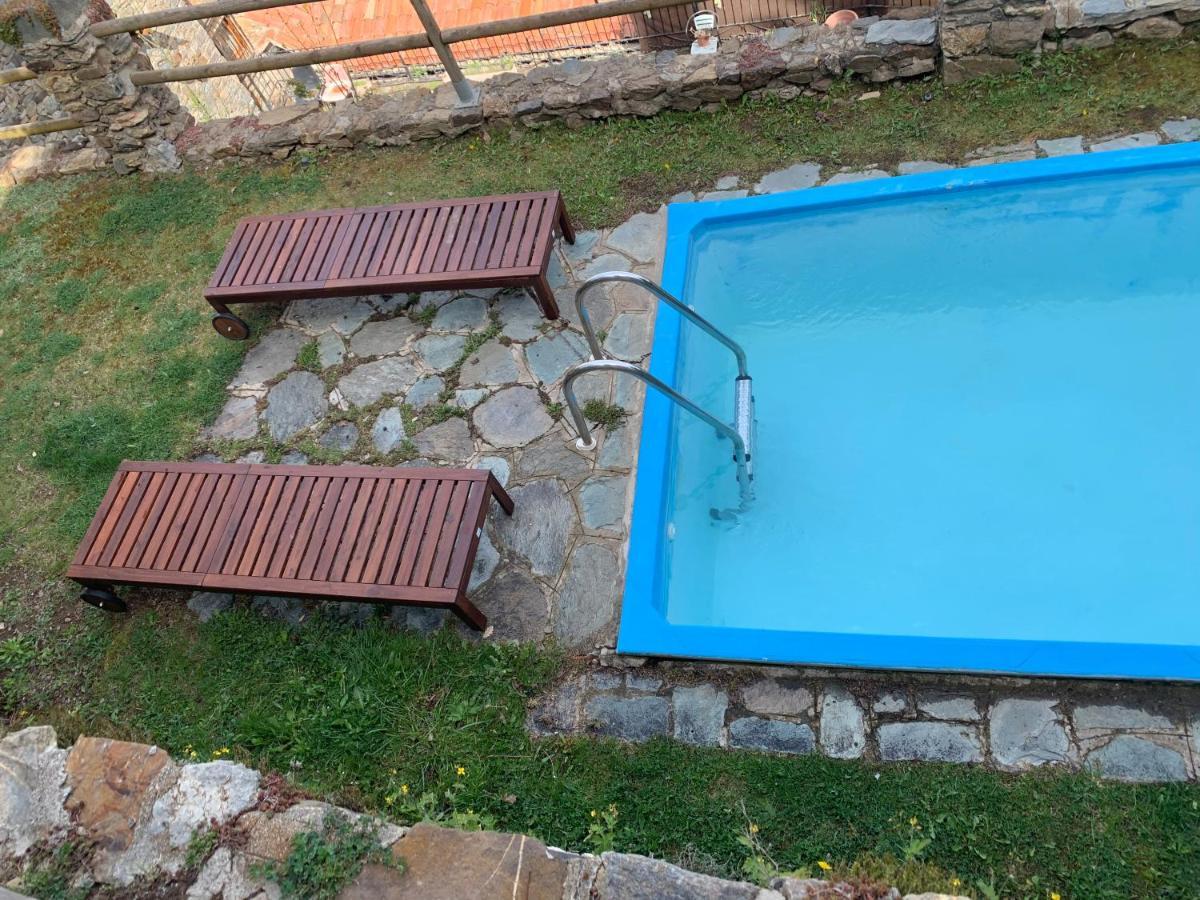 Casa Rural Pirineu Neva ภายนอก รูปภาพ