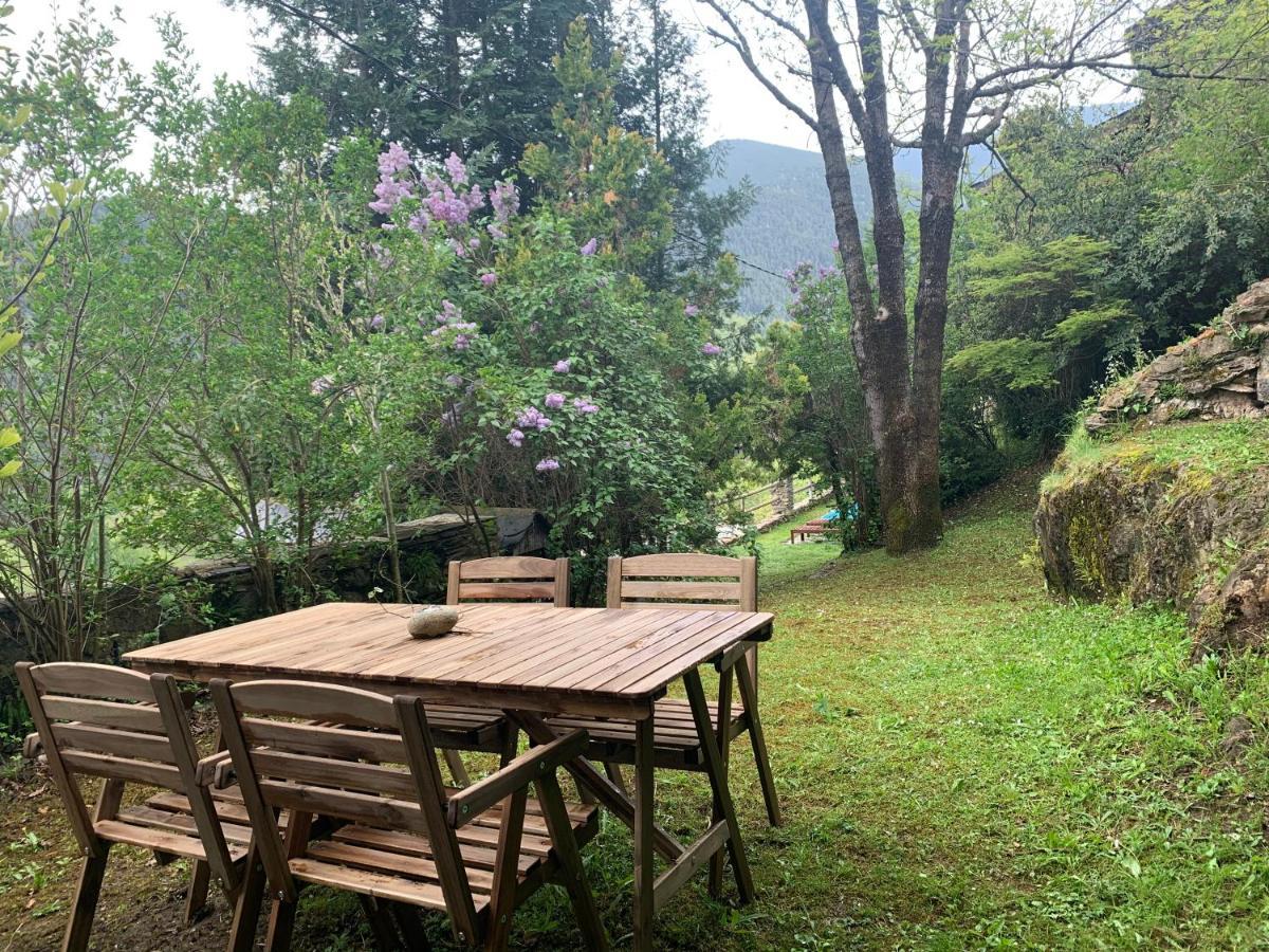 Casa Rural Pirineu Neva ภายนอก รูปภาพ