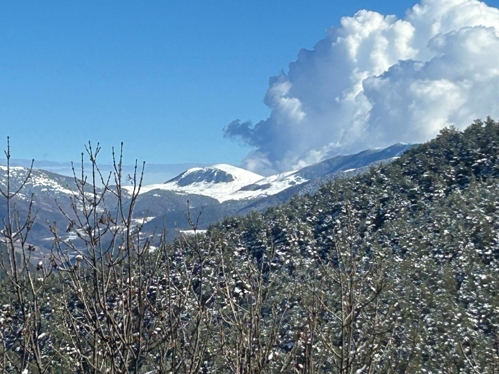 Casa Rural Pirineu Neva ภายนอก รูปภาพ